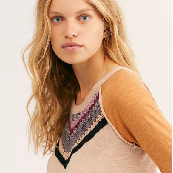 Free People Spring bound crochet Henley top NWT - Picture 6 of 8